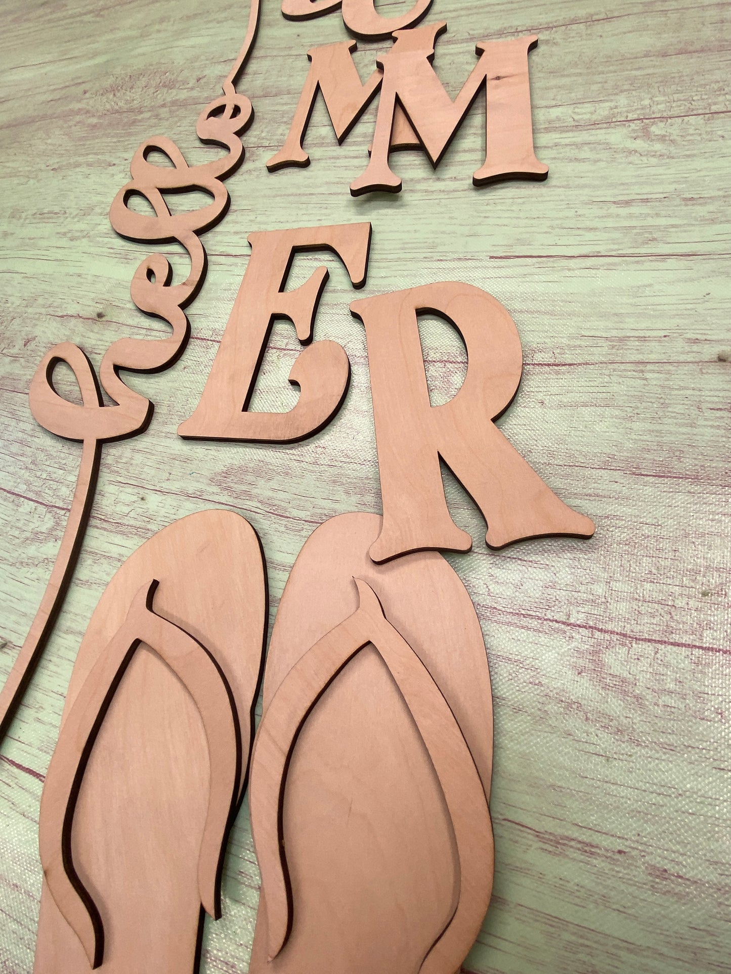 Hello Summer with Flip Flops DIY Porch Leaner Kit -  3D Cutout Pieces