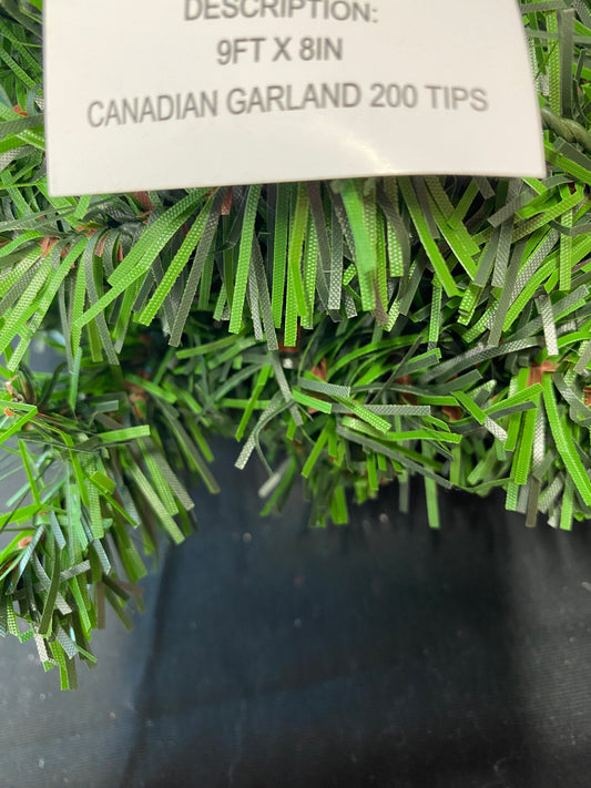 9 Ft X 8 " Canadian Pine Garland X200 Tips