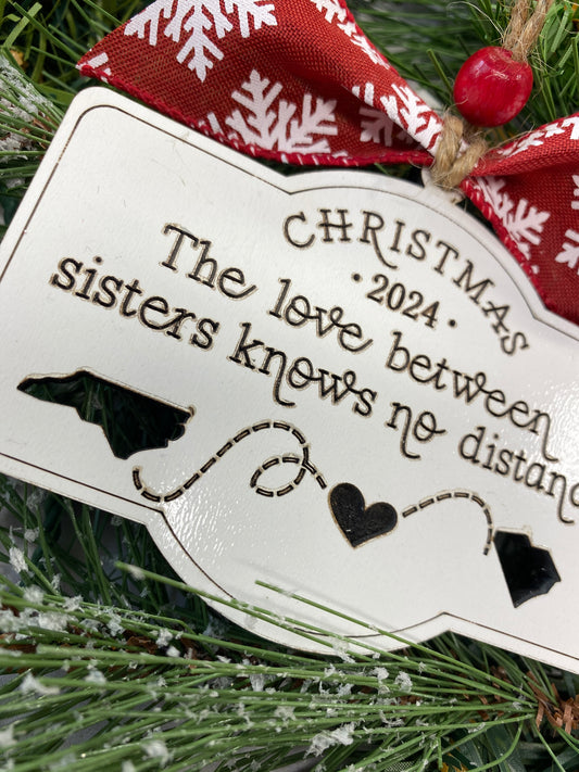 Love Between Sisters Christmas Ornament, Custom Engraved Whiteboard Gift Tag, Unique Holiday Tree Decorations